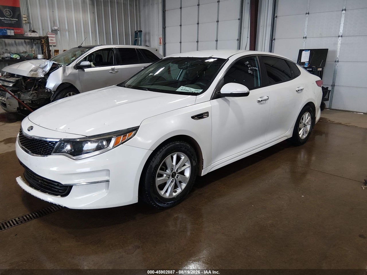 2016 KIA OPTIMA LX · 2/11