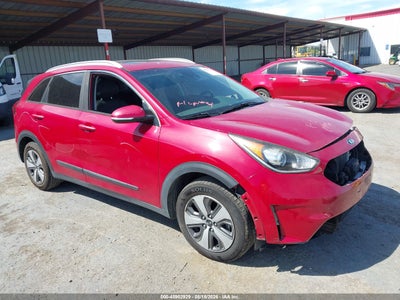 KNDCC3LC7H5****** · 2017 KIA NIRO EX