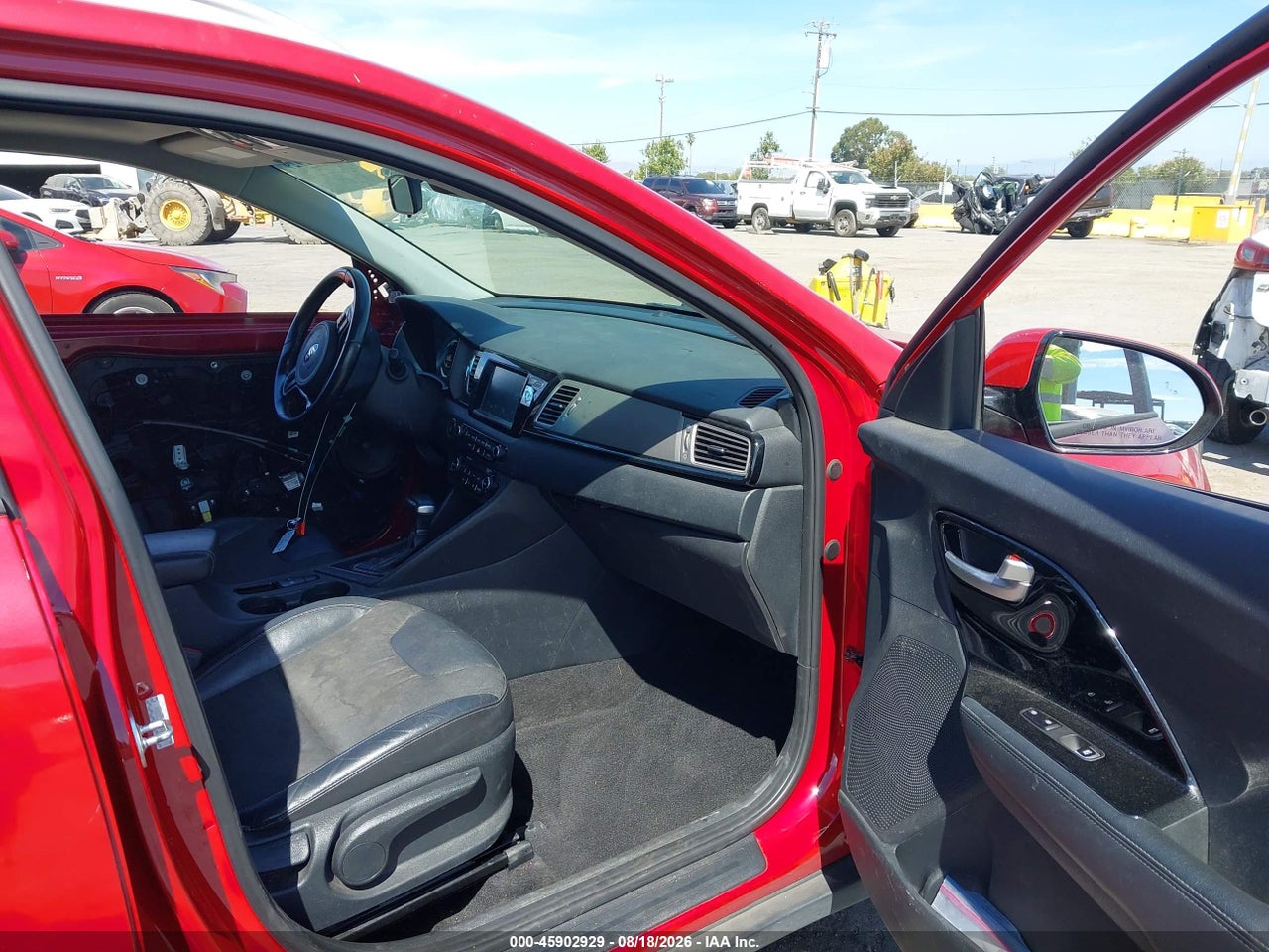 2017 KIA NIRO EX · 5/11