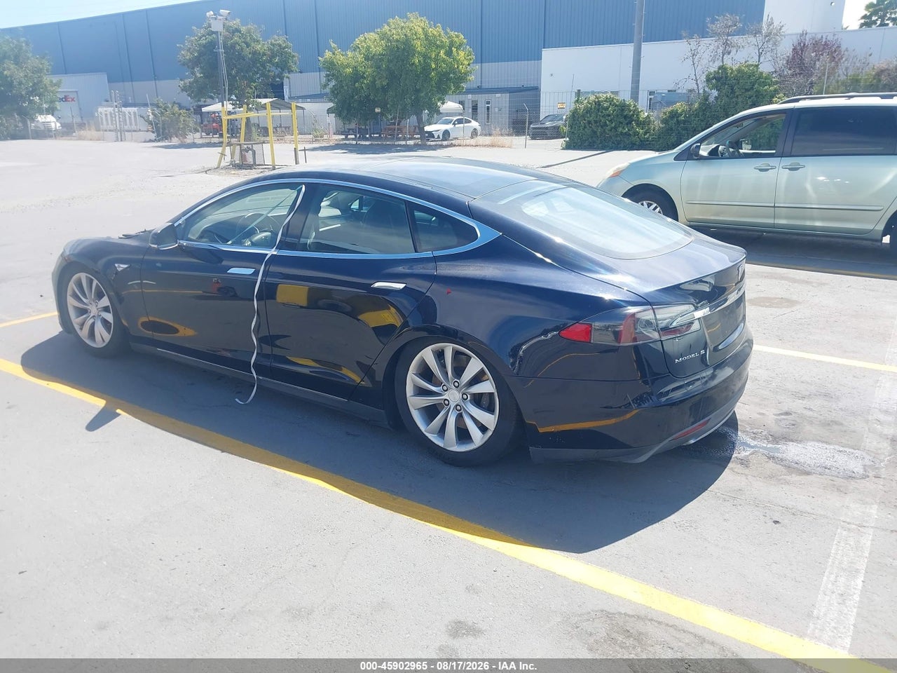 2013 TESLA MODEL S · 3/6