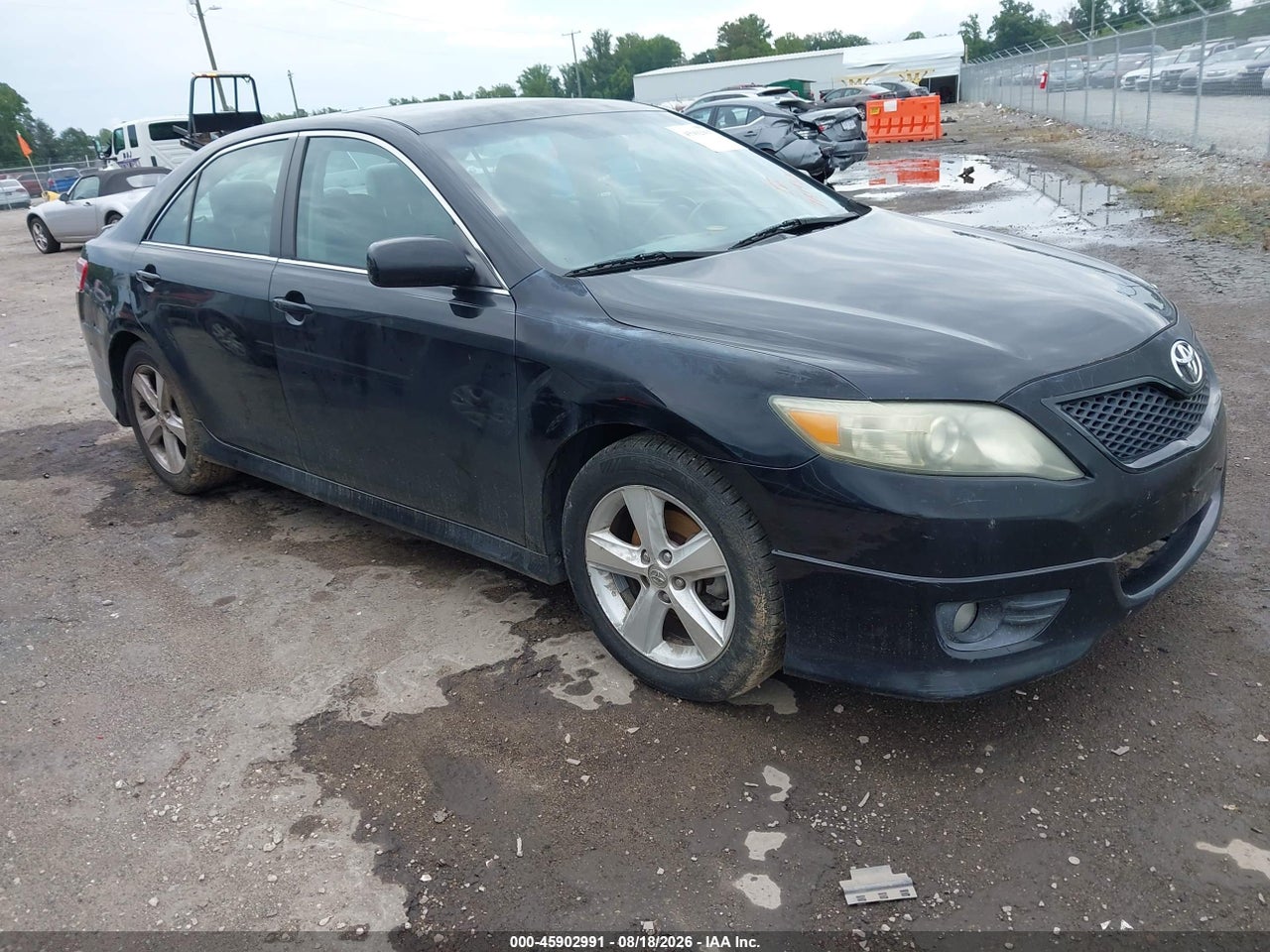 2010 TOYOTA CAMRY SE