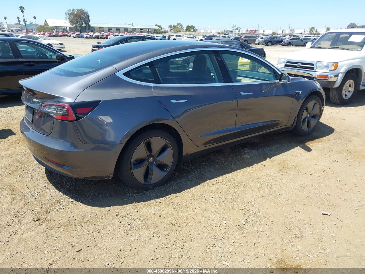 2019 TESLA MODEL 3 LONG RANGE/MID RANGE/STANDARD RANGE/STANDARD RANGE PLUS · 4/10