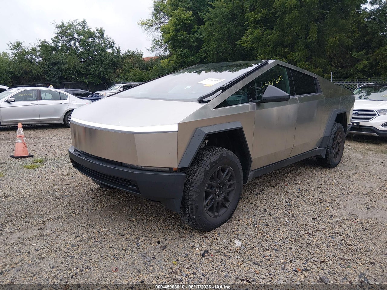 2024 TESLA CYBERTRUCK · 2/11