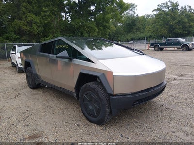 2024 TESLA CYBERTRUCK  