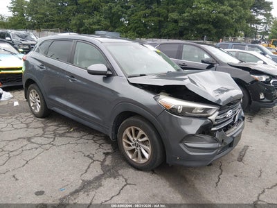 KM8J2CA40JU****** · 2018 HYUNDAI TUCSON SE