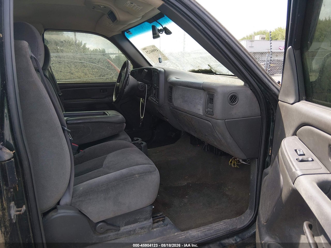 2005 GMC SIERRA 1500 SLE · 5/11