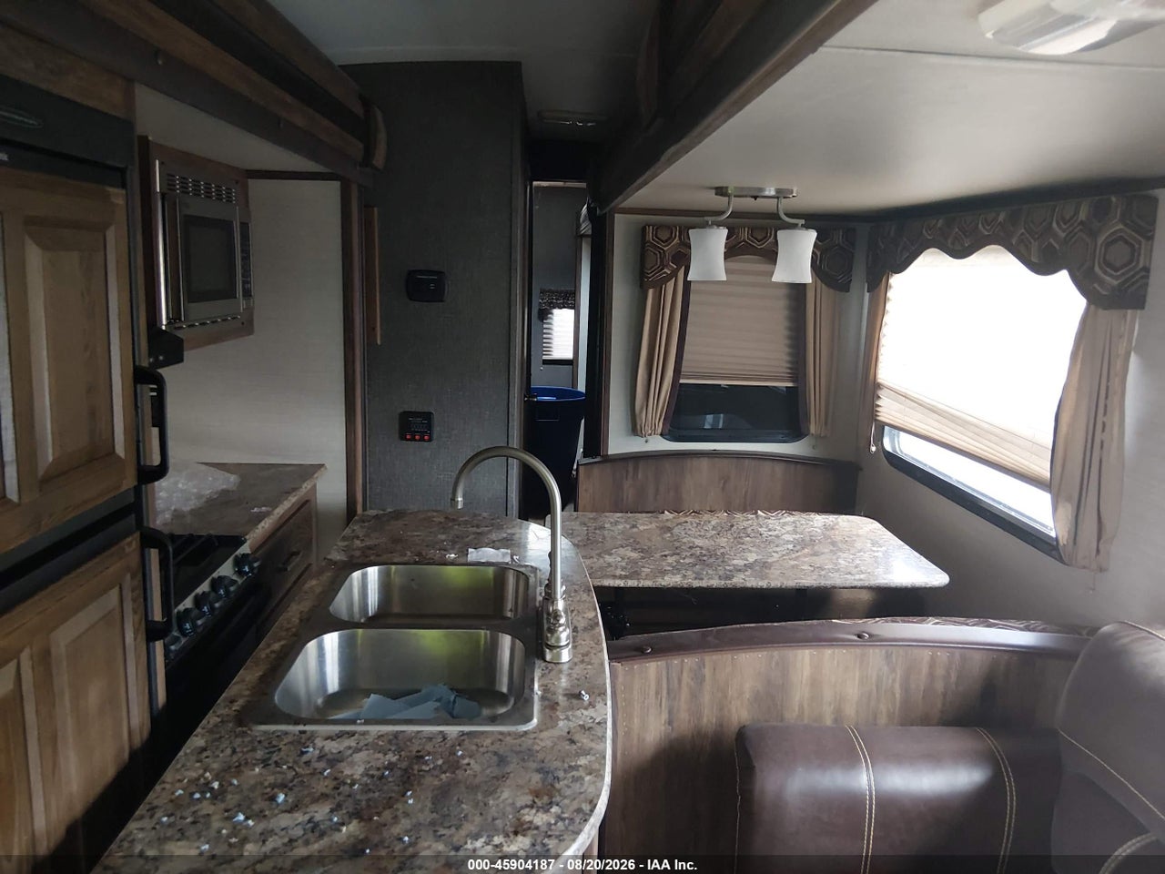 4YDT33R27GV****** · 2016 KEYSTONE RV OTHER · 8/10