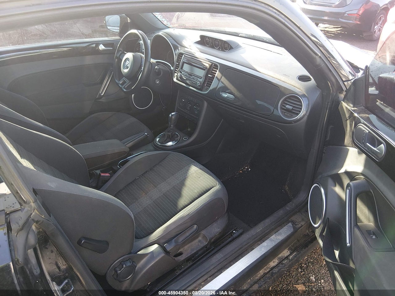 2013 VOLKSWAGEN BEETLE 2.0T TURBO · 5/11