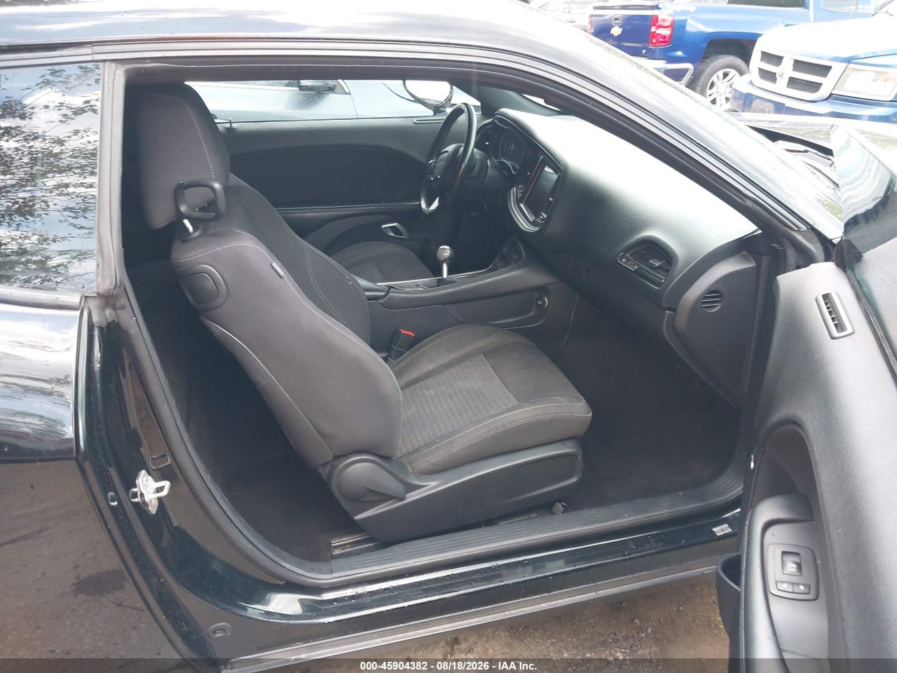 2015 DODGE CHALLENGER R/T · 5/10
