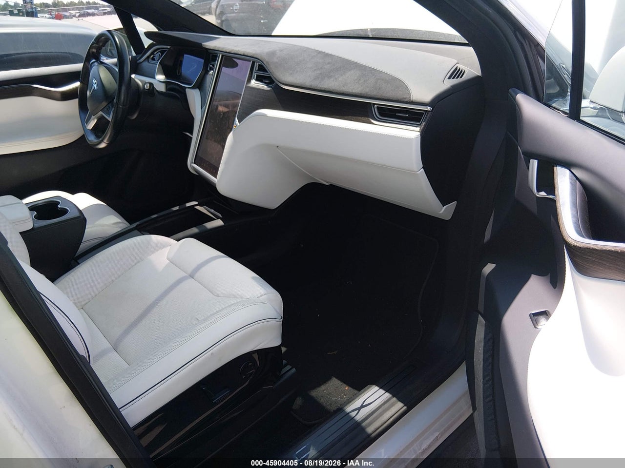 2016 TESLA MODEL X · 5/11