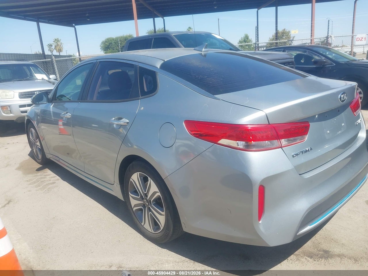 2017 KIA OPTIMA PLUG-IN HYBRID EX · 3/11