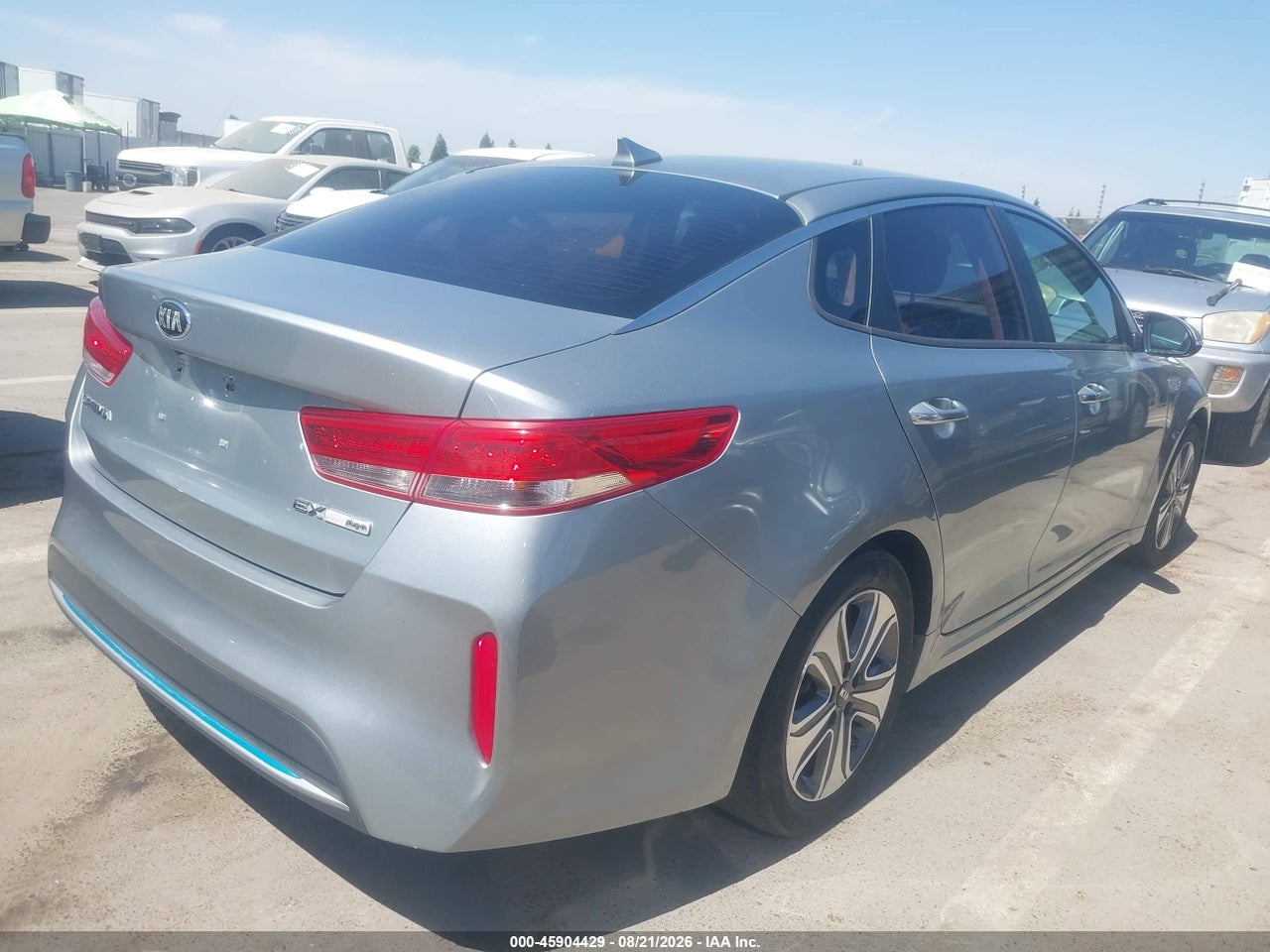 2017 KIA OPTIMA PLUG-IN HYBRID EX · 4/11