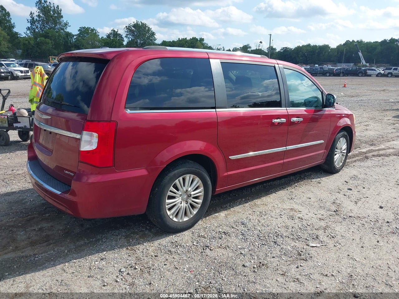 2014 CHRYSLER TOWN &amp; COUNTRY LIMITED · 4/11