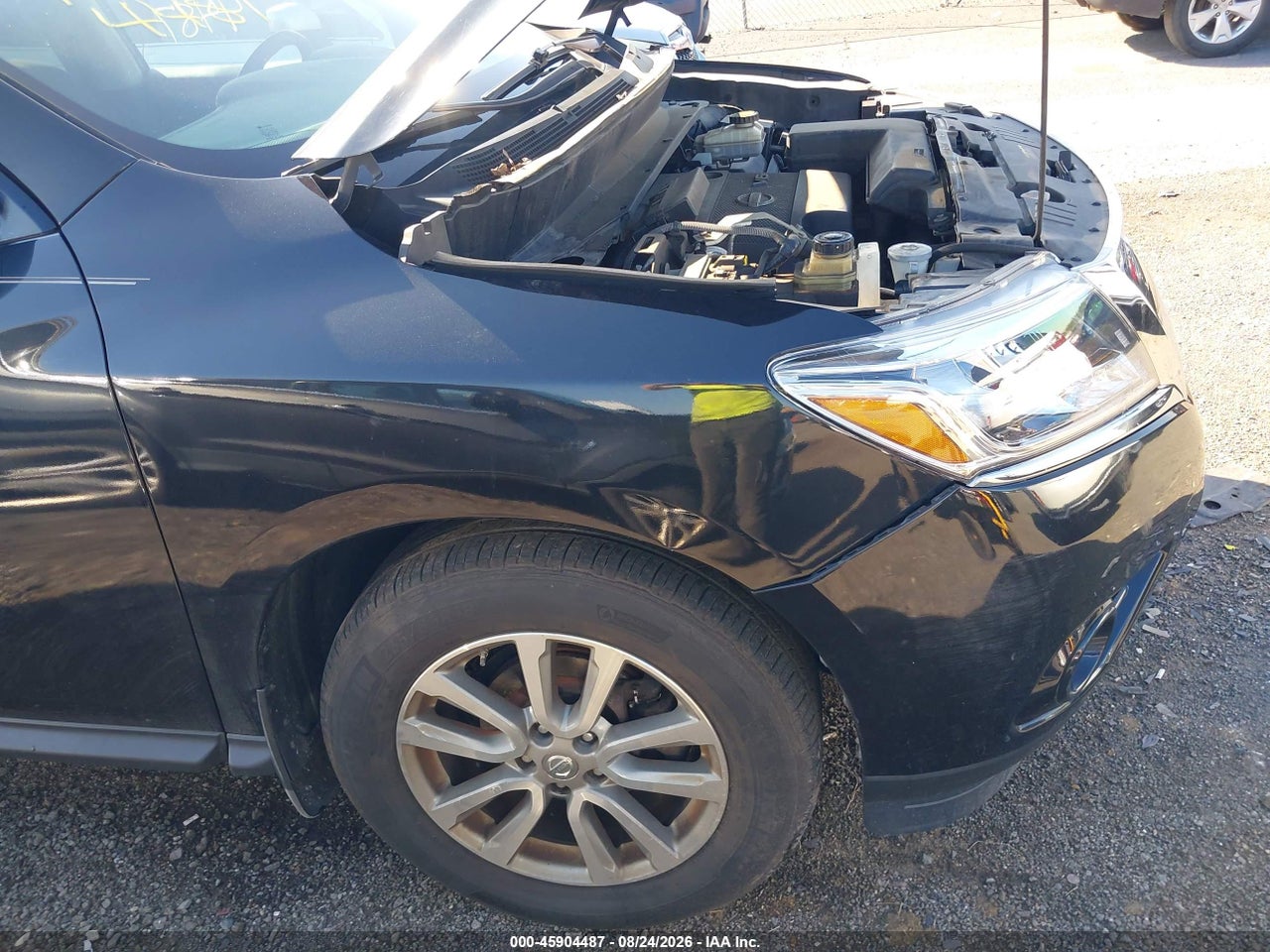 2016 NISSAN PATHFINDER S · 6/11