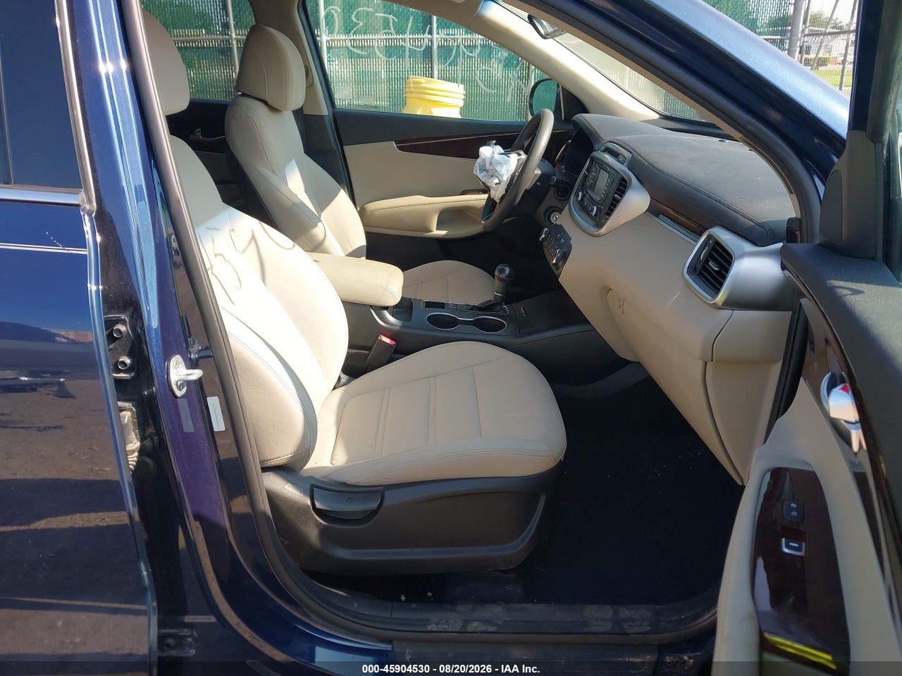 2017 KIA SORENTO 3.3L LX · 5/11