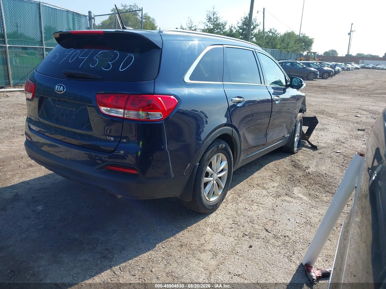 2017 KIA SORENTO 3.3L LX · 4/11