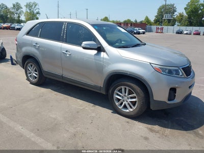 5XYKT3A68EG****** · 2014 KIA SORENTO LX