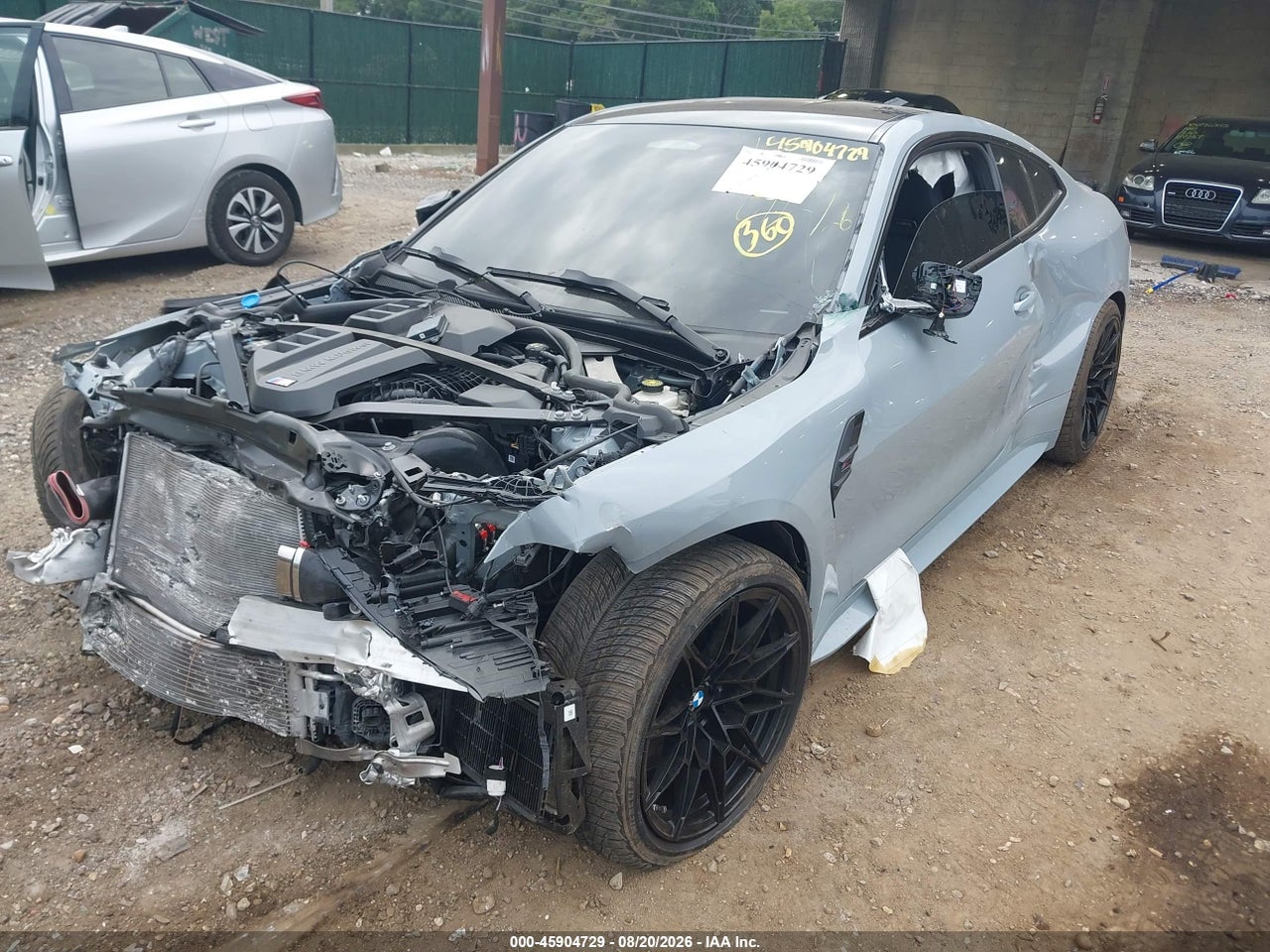 2023 BMW M4 COMPETITION XDRIVE · 2/11