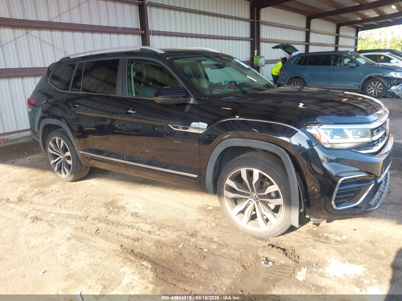 1V2CR2CA7MC****** · 2021 VOLKSWAGEN ATLAS 3.6L V6 SEL R-LINE