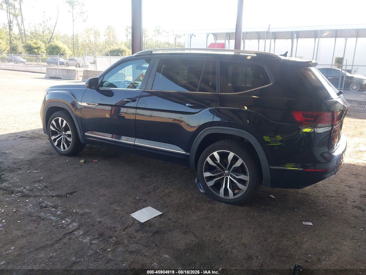2021 VOLKSWAGEN ATLAS 3.6L V6 SEL R-LINE · 3/11