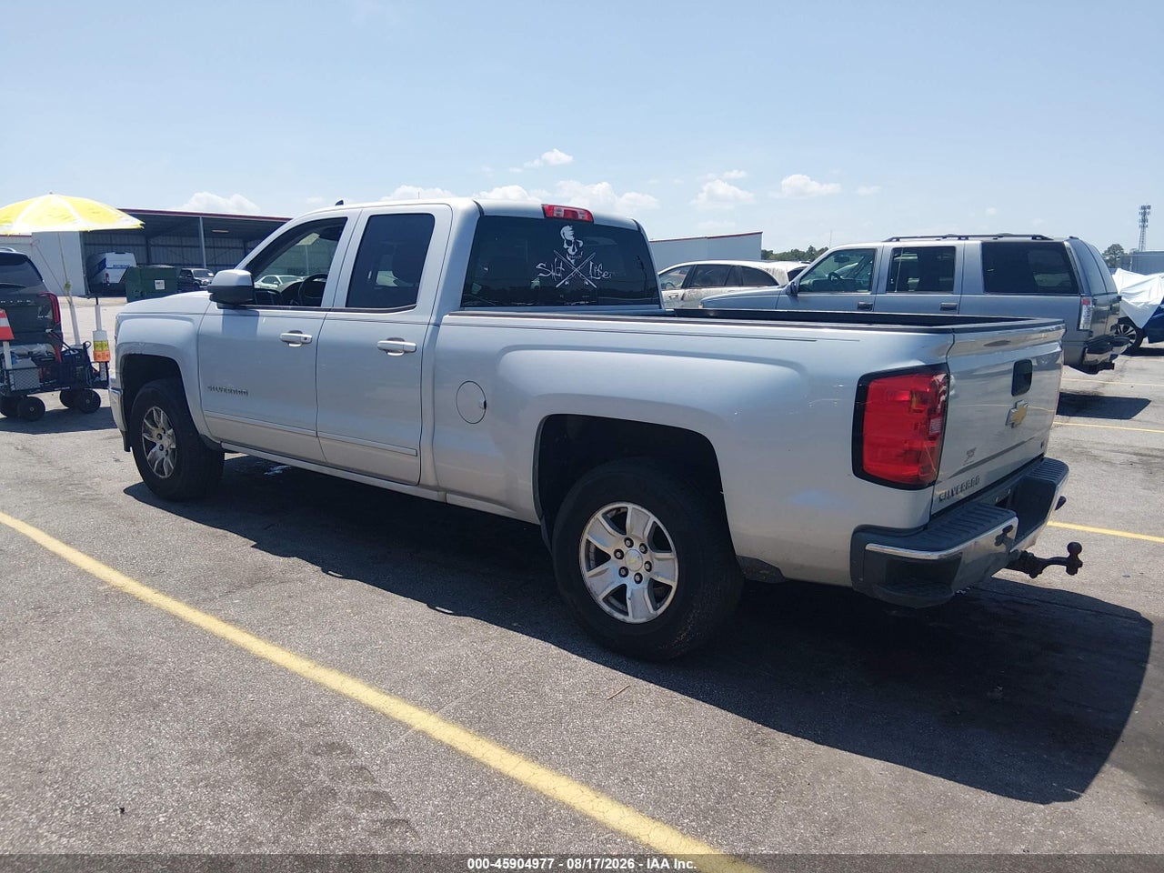 2015 CHEVROLET SILVERADO 1500 LT · 3/11
