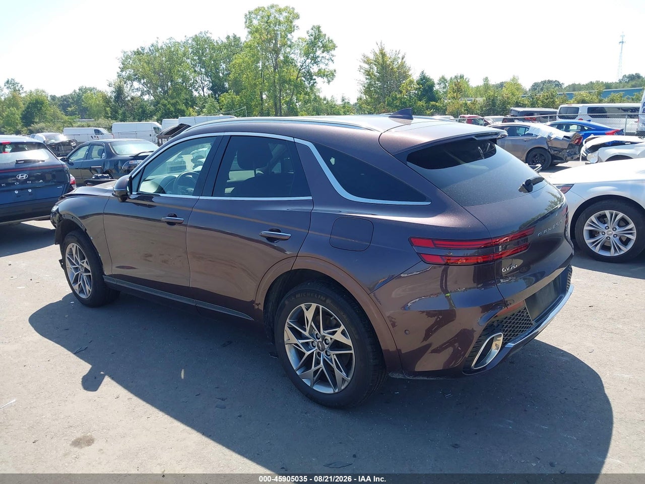 2022 GENESIS GV70 2.5T AWD · 3/11