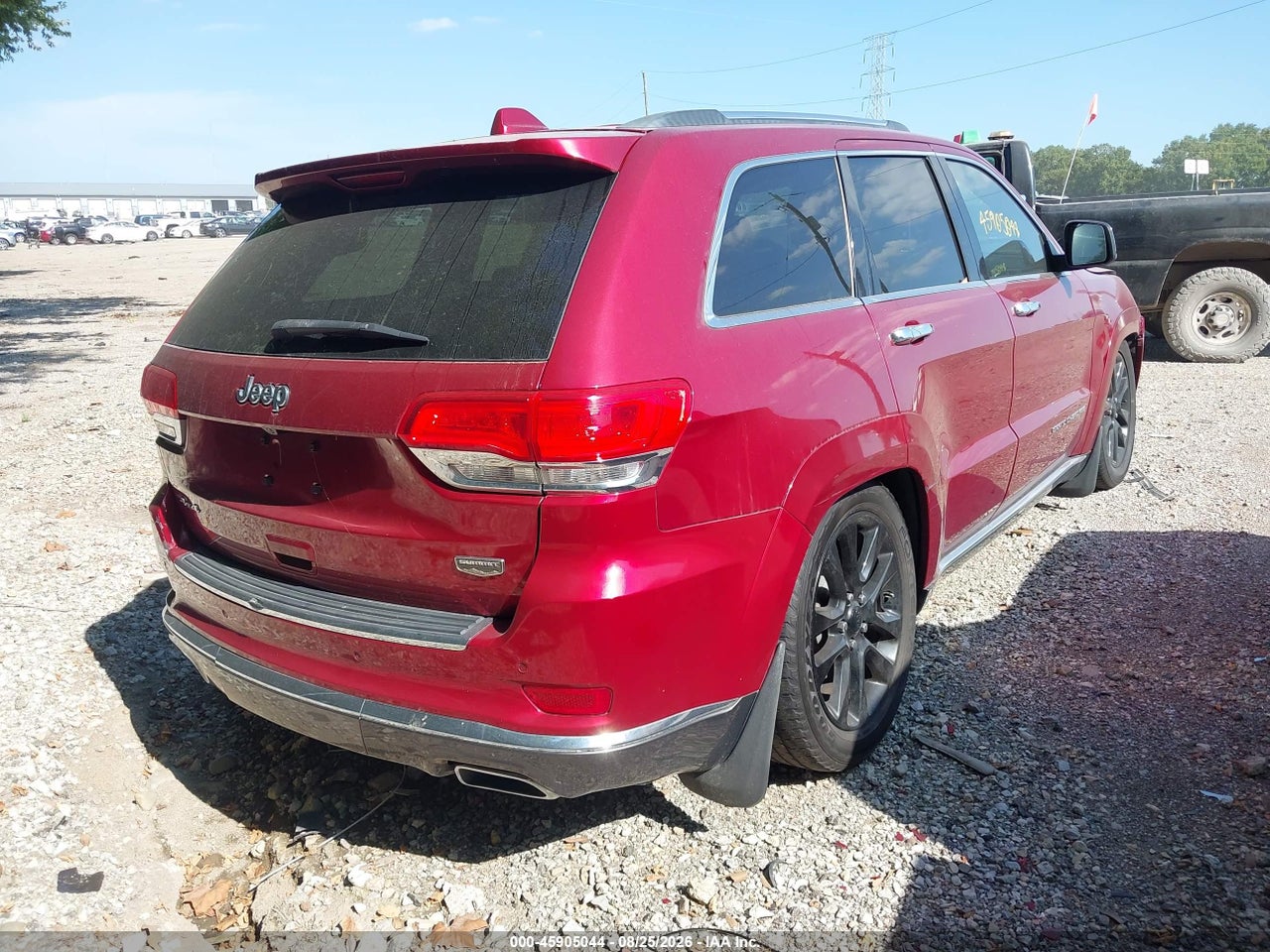 2015 JEEP GRAND CHEROKEE SUMMIT · 4/11