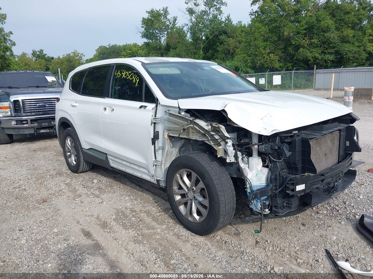 5NMS23AD2KH****** · 2019 HYUNDAI SANTA FE SE