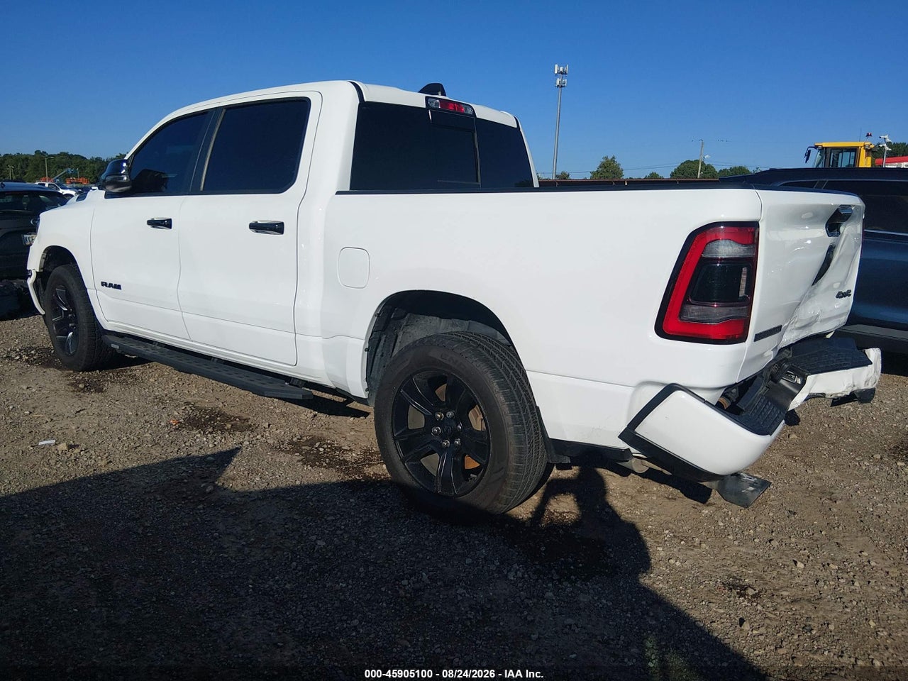 2024 RAM 1500 BIG HORN  4X4 5'7 BOX · 3/11
