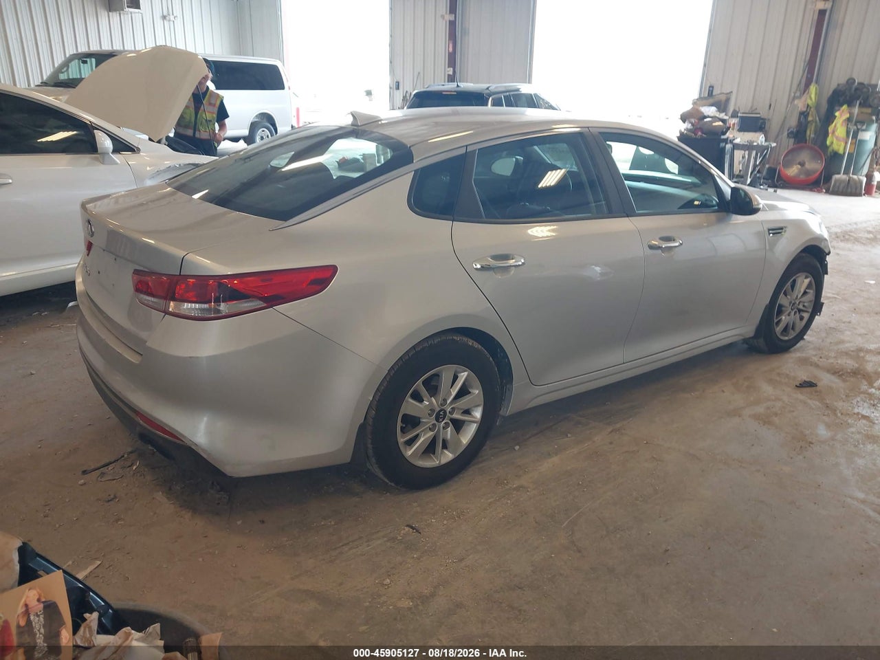 2017 KIA OPTIMA LX · 4/11