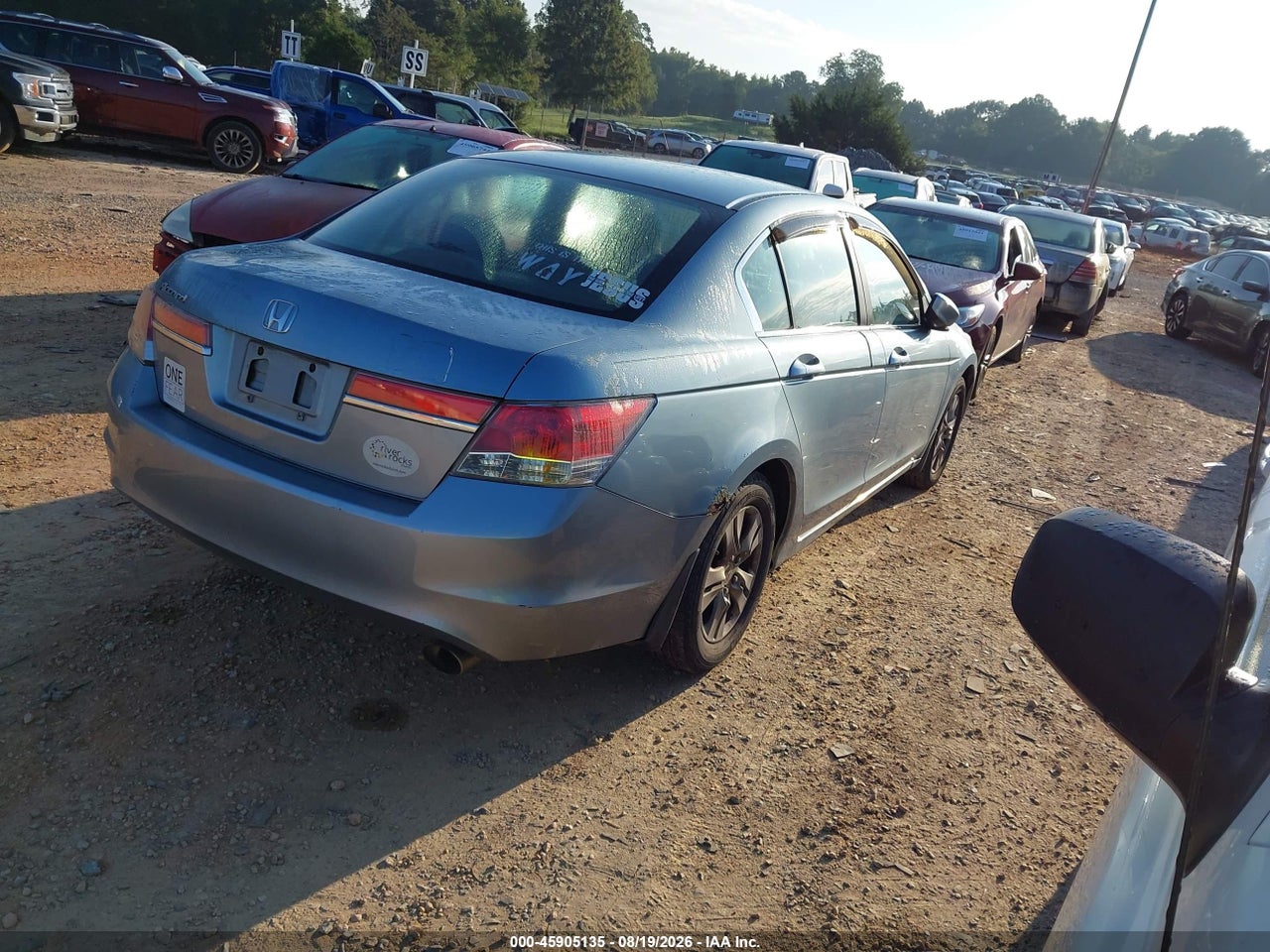 2011 HONDA ACCORD 2.4 LX-P · 4/11