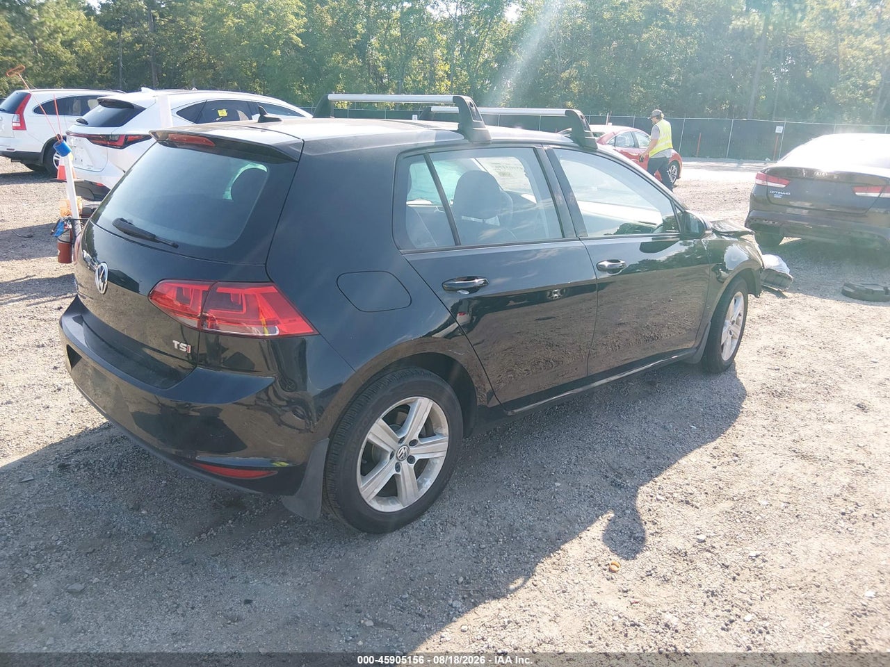2017 VOLKSWAGEN GOLF TSI S 4-DOOR/TSI SE 4-DOOR/TSI SEL 4-DOOR/TSI WOLFSBURG EDITION 4-DOOR · 4/10