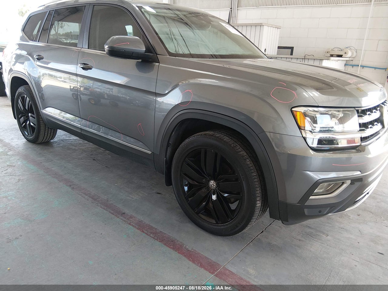 1V2ER2CA5JC****** · 2018 VOLKSWAGEN ATLAS 3.6L V6 SEL