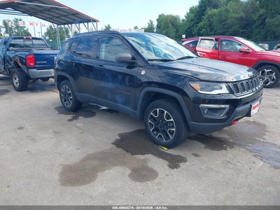 3C4NJDDB9KT****** · 2019 JEEP COMPASS TRAILHAWK 4X4