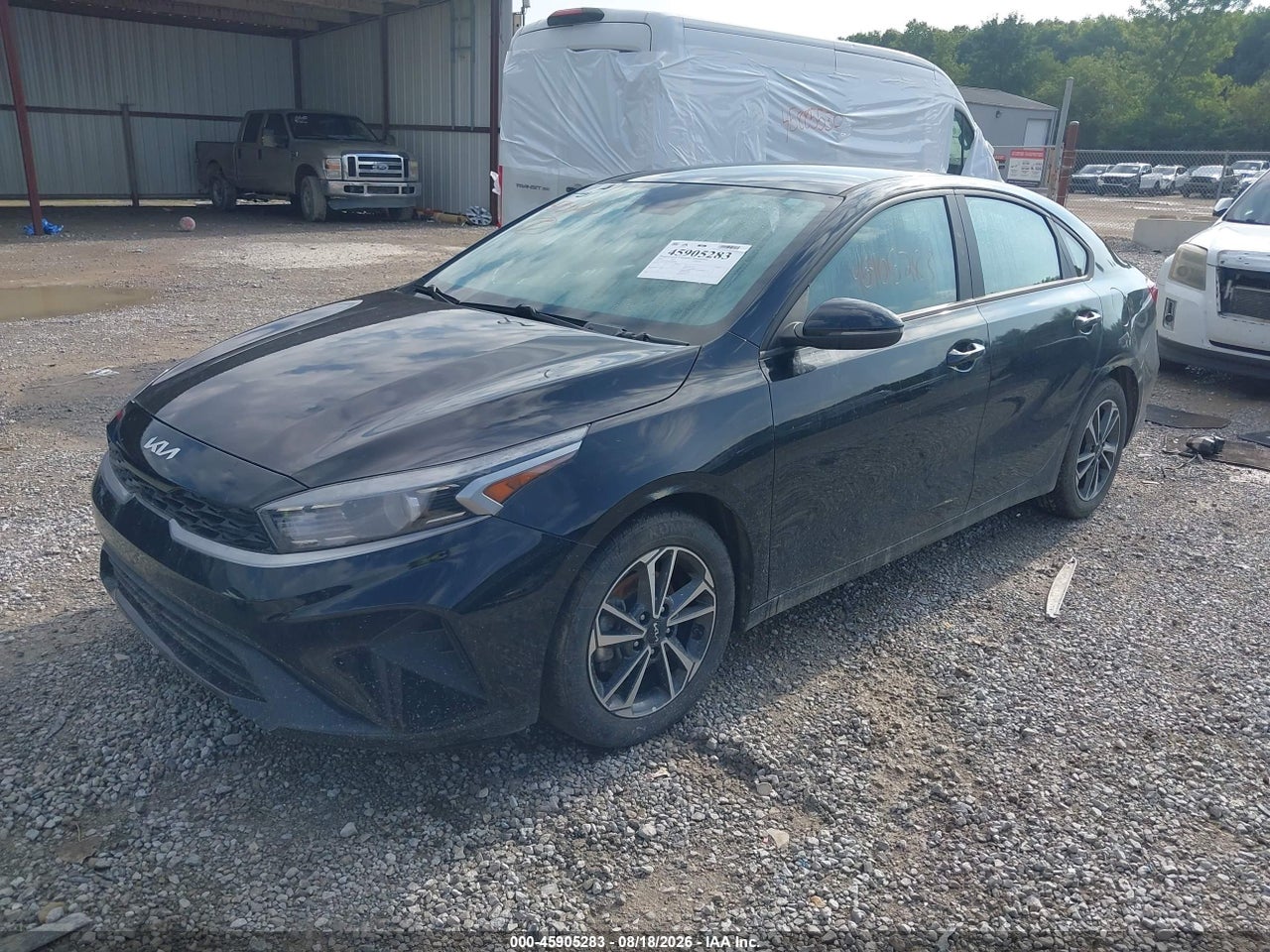2024 KIA FORTE LXS · 2/11
