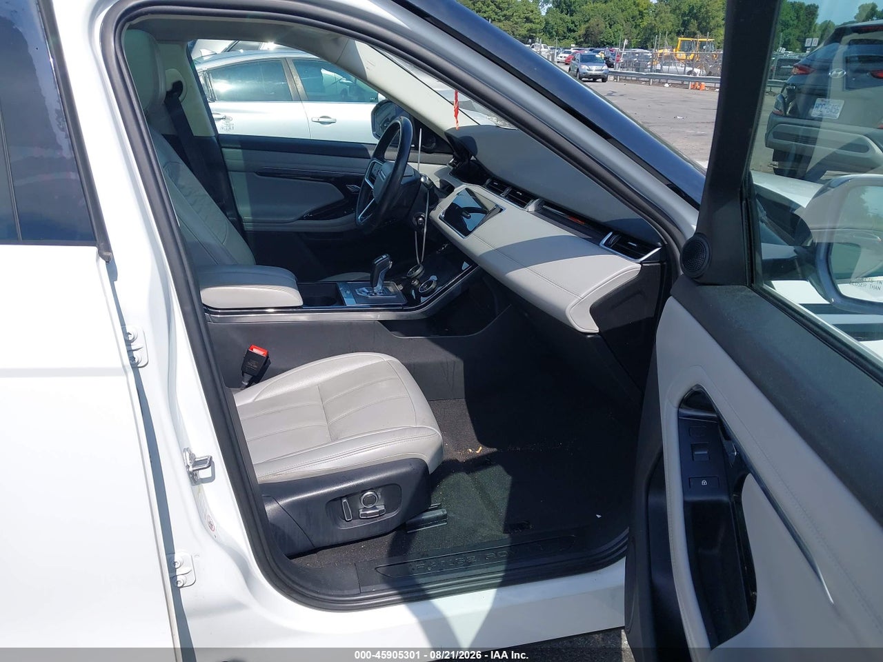 2021 LAND ROVER RANGE ROVER EVOQUE SE · 5/11