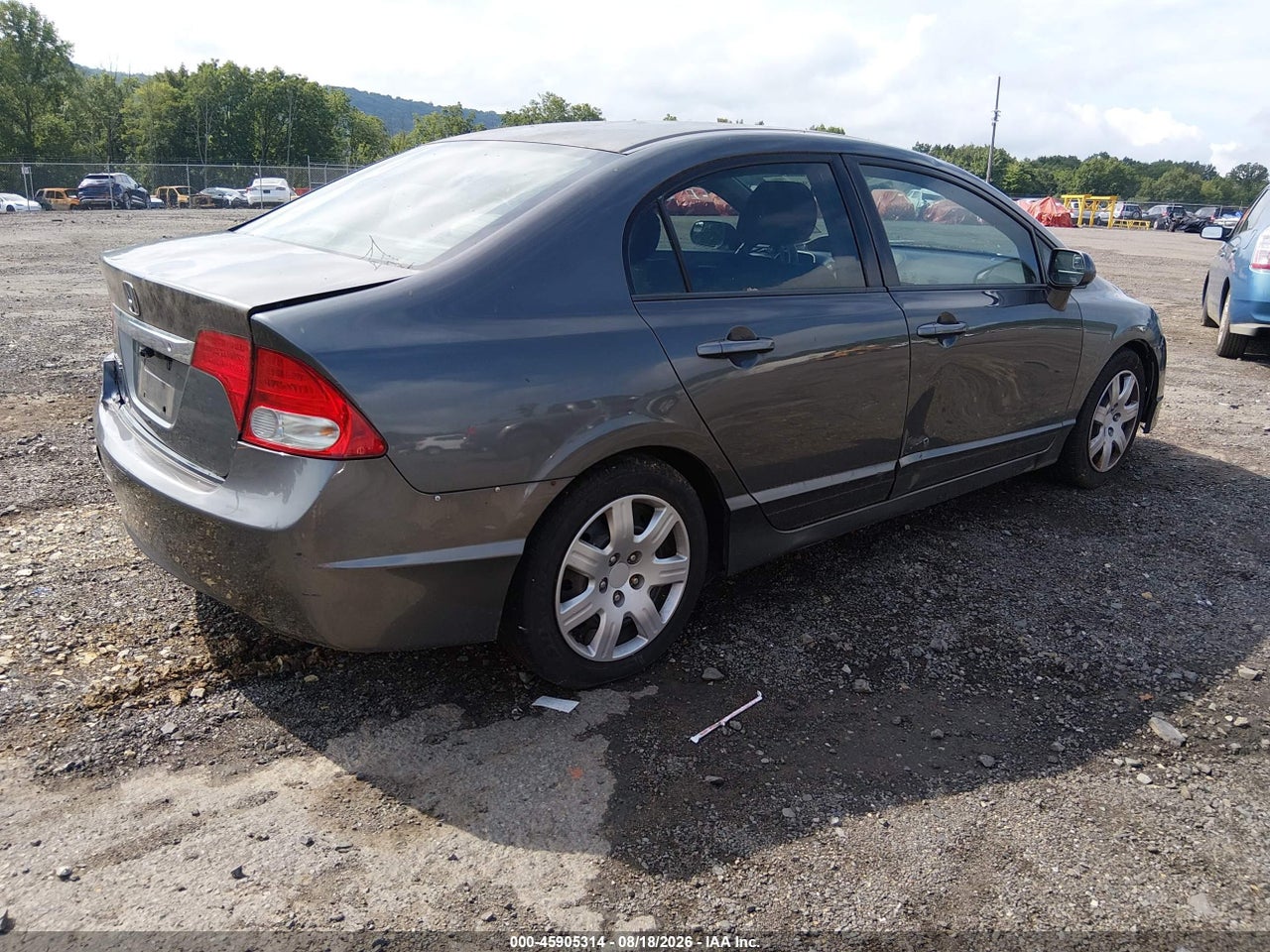 2011 HONDA CIVIC LX · 4/11