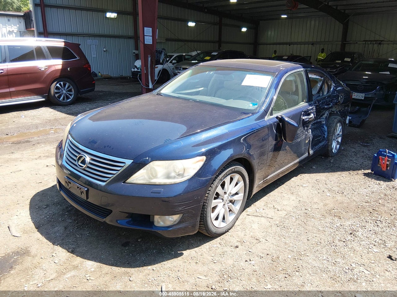 2010 LEXUS LS 460 · 2/11
