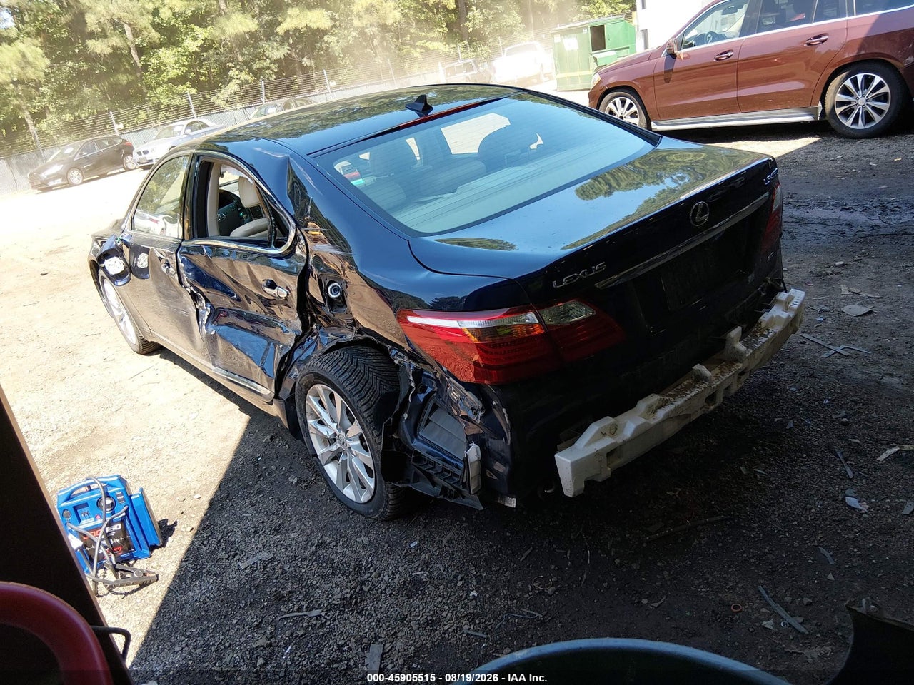 2010 LEXUS LS 460 · 3/11