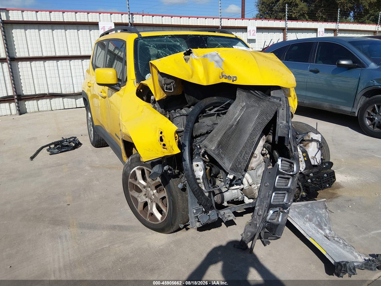 ZACCJABT4GP****** · 2016 JEEP RENEGADE LATITUDE