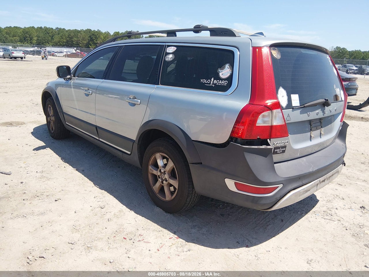 2010 VOLVO XC70 3.2 · 3/11