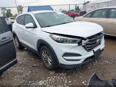 KM8J2CA4XJU****** · 2018 HYUNDAI TUCSON SE