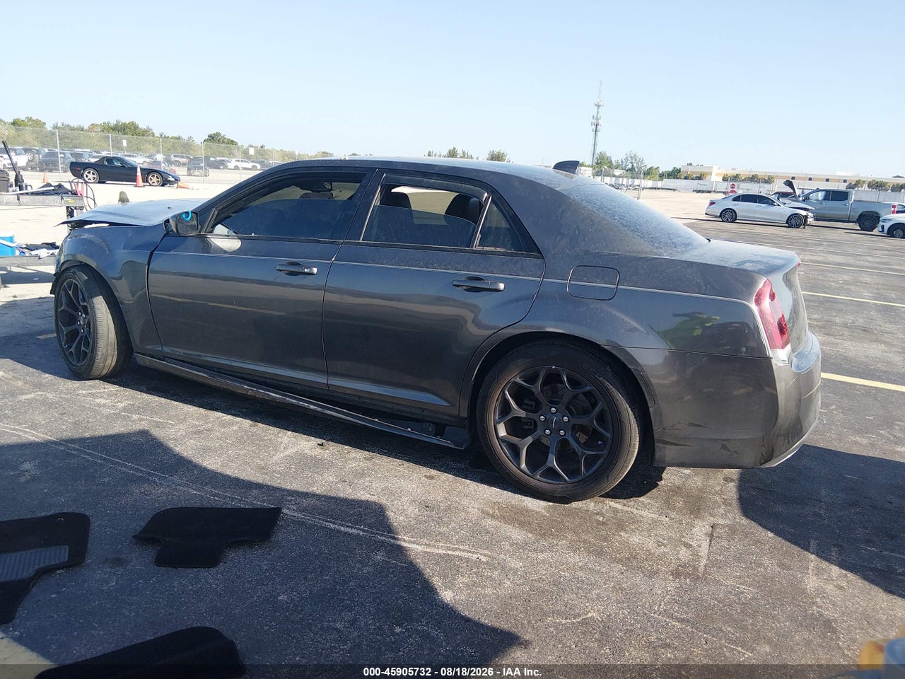 2020 CHRYSLER 300 300S · 3/10
