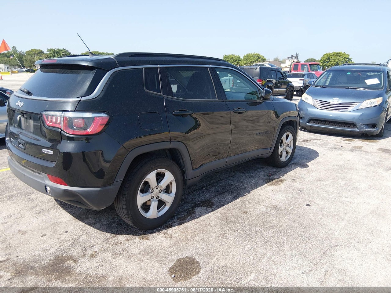 2018 JEEP COMPASS LATITUDE FWD · 4/11