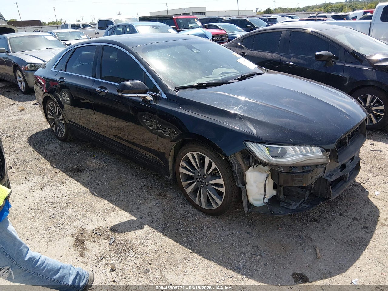 3LN6L5E99HR****** · 2017 LINCOLN MKZ RESERVE