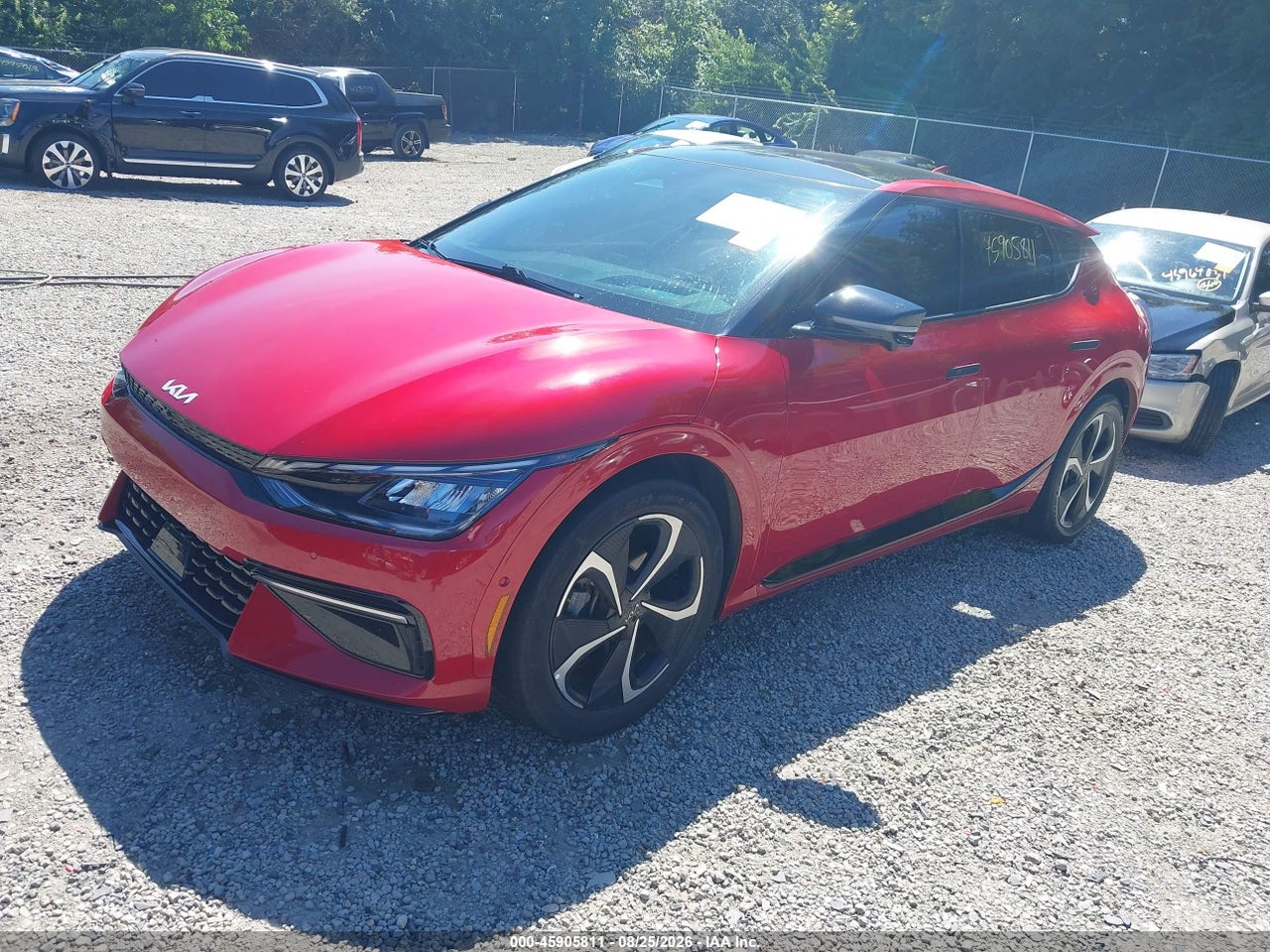 2022 KIA EV6 GT-LINE · 2/11
