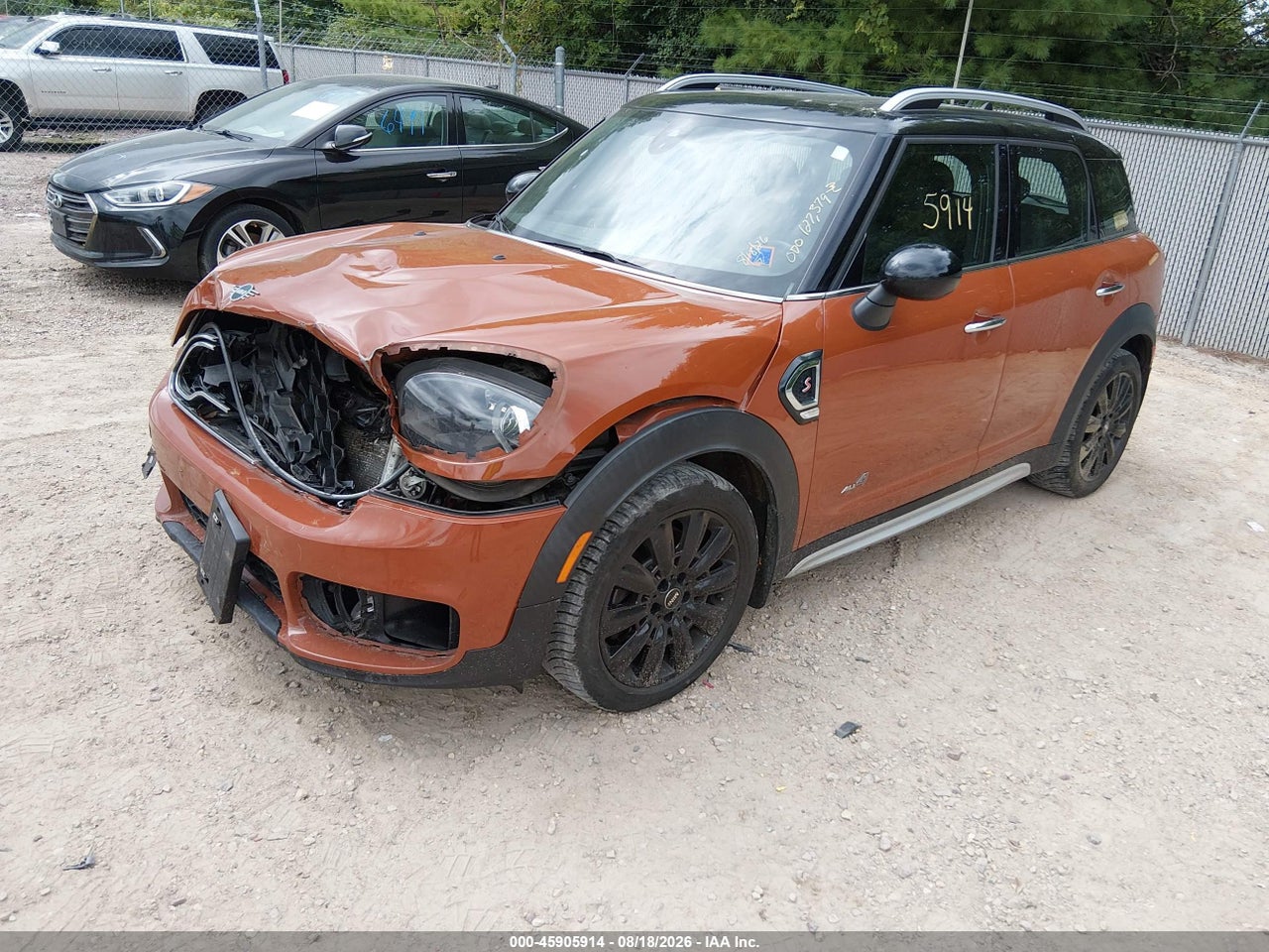 2019 MINI COUNTRYMAN COOPER S · 2/11