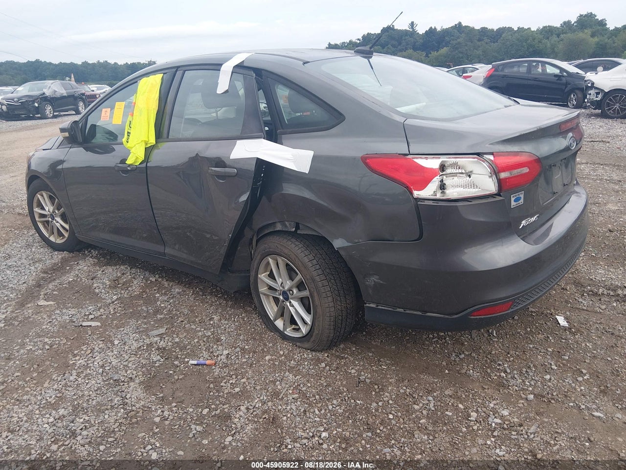2016 FORD FOCUS SE · 3/11