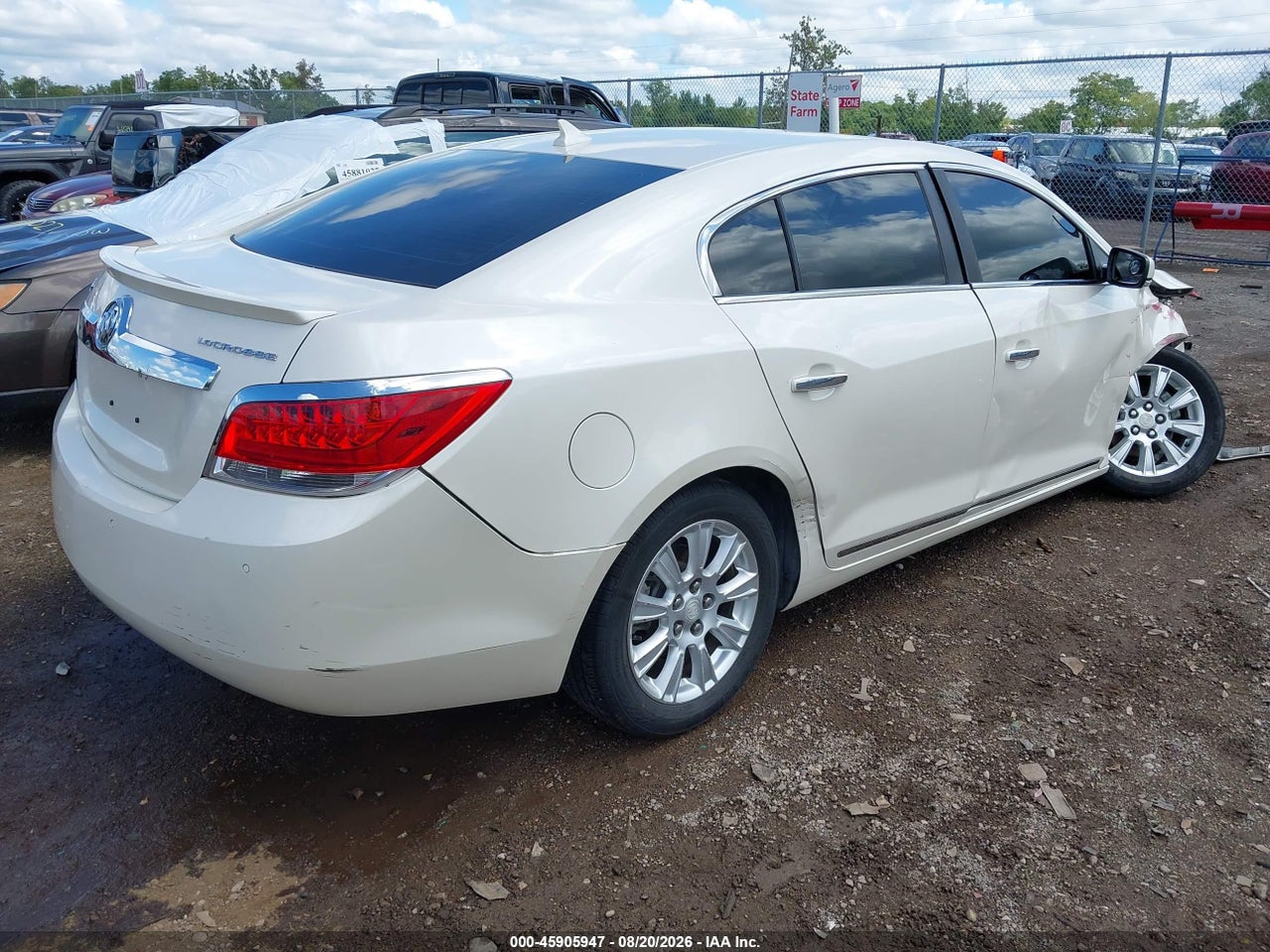 2013 BUICK LACROSSE LEATHER GROUP · 4/11