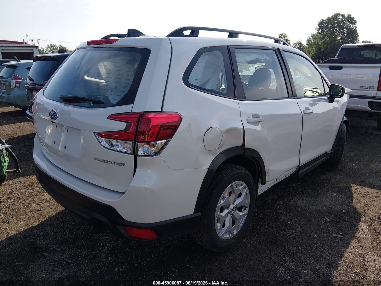 2024 SUBARU FORESTER   · 4/11